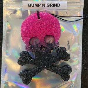Skull and cross bones freshie in scent bump n grind